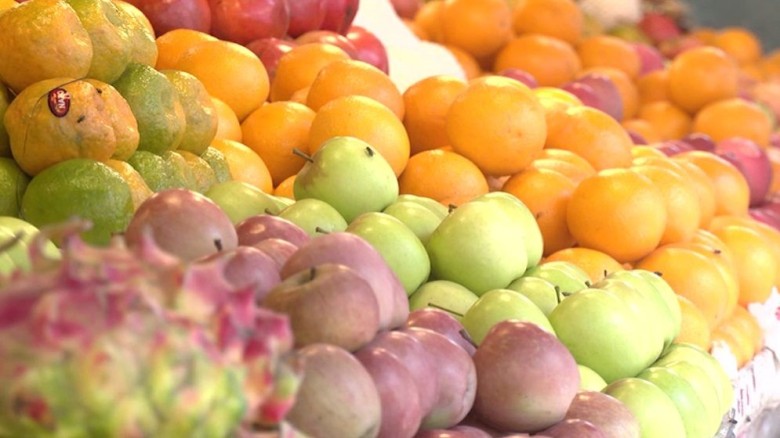 বাড়তি শুল্ক প্রত্যাহার না হলে ফল আমদানি বন্ধের হুম...