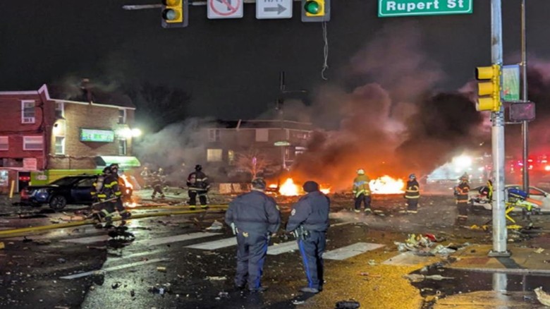 যুক্তরাষ্ট্রে ফের বিমান বিধ্বস্ত, হতাহতের শঙ্কা...