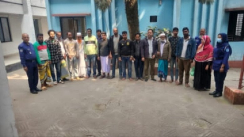 আওয়ামী লীগের ১৩ নেতাকর্মীকে গ্রেফতার করেছে সাভার থানা পুলিশ