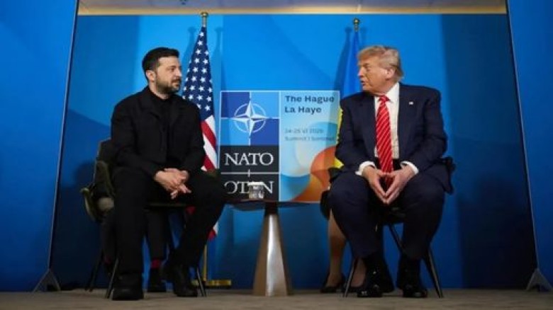 এবার ইউক্রেনে অস্ত্র সরবরাহ হঠাৎ ‍স্থগিত করল যুক্ত...