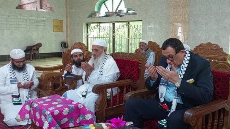 হেফাজত আমিরের সঙ্গে ফিলিস্তিনের রাষ্ট্রদূতের সাক্ষ...