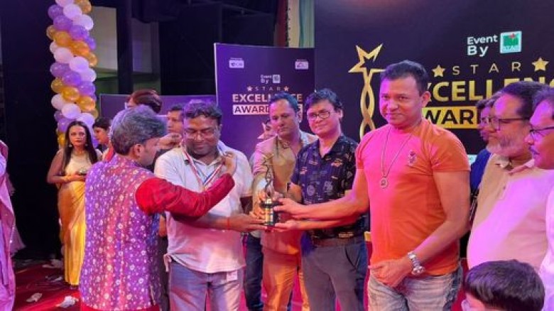স্টার এক্সিলেন্স অ্যাওয়ার্ড-২০২৫ পেলেন সাংবাদিক প্রিন্স মন্ডল অলিফ