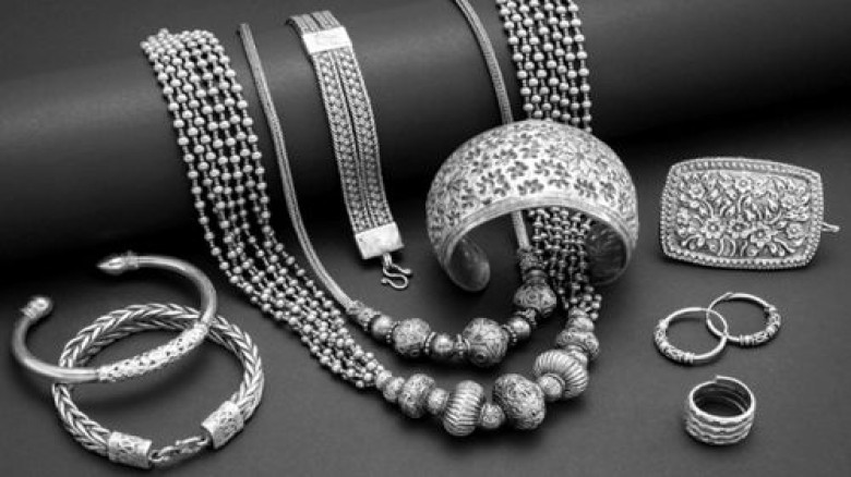 আজ থেকে রেকর্ড দামে বিক্রি হবে রুপাও, জেনে নিন নতু...