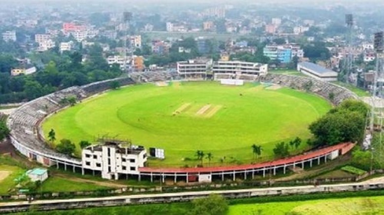 বগুড়ায় দীর্ঘ ১৬ বছর পর ফিরছে আন্তর্জাতিক ক্রিকেট...