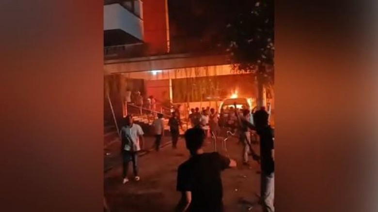 ড্যাফোডিল ও সিটি ইউনিভার্সিটির শিক্ষার্থ ড্যাফোডিল ও সিটি ইউনিভার্সিটির শিক্ষার্থ