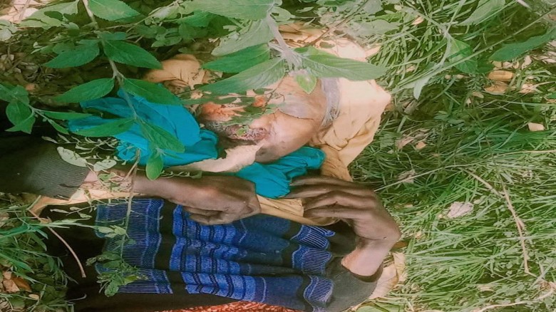 ভাঙ্গুড়ায় মহাসড়কের পাশ থেকে বৃদ্ধার লাশ উদ্ধার