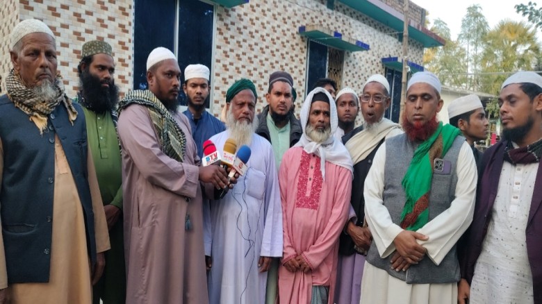 দোয়ার কথা বলে জামায়াতে ভেড়ানোর অভিযোগ