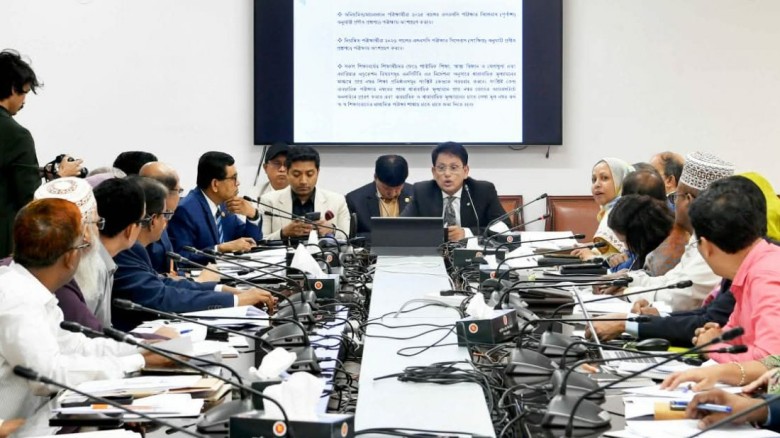 এসএসসি পরীক্ষা স্বচ্ছ-নকলমুক্ত করতে কঠোর