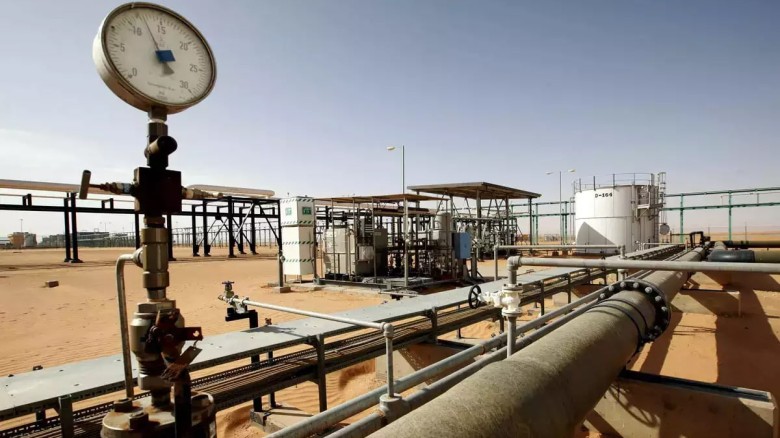 সমালোচিত আওয়ামী আমলের পাইপলাইনে ভারত থেক